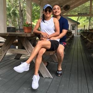 Meet your Posher, Carmina